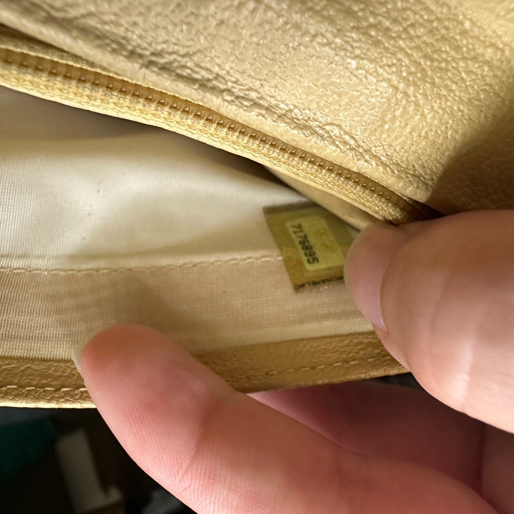 Chanel Bifold Wallet - Picture 8 of 17